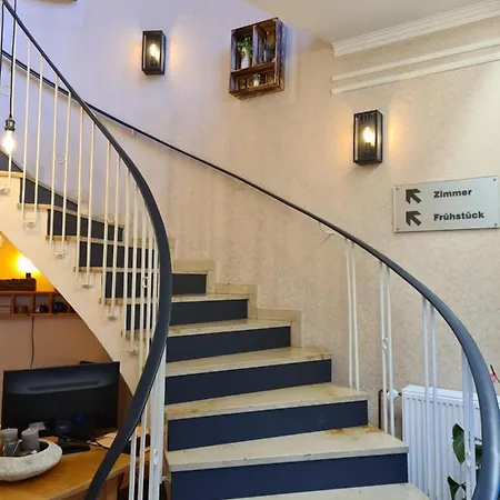 Hotel Franziskaner Am Markt Loningen