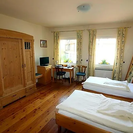 Franziskaner Am Markt Hotel 3*